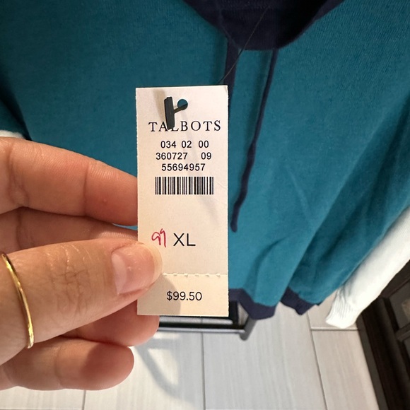 NWT TABLOTS SWEATER - Picture 5 of 5